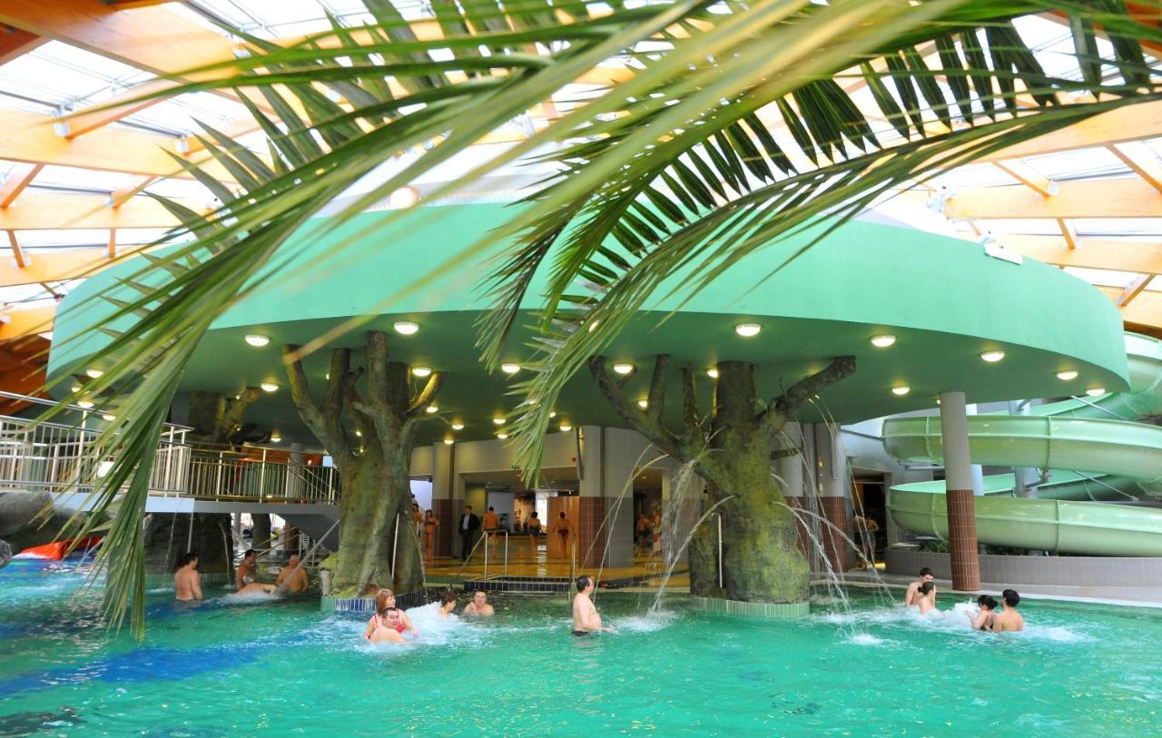 Hungarospa Thermal Hotel Hajduszoboszlo Quarto foto
