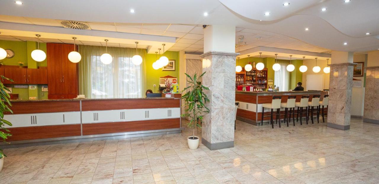 Hungarospa Thermal Hotel Hajduszoboszlo Exterior foto